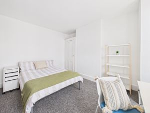 Photo 15- click for photo gallery